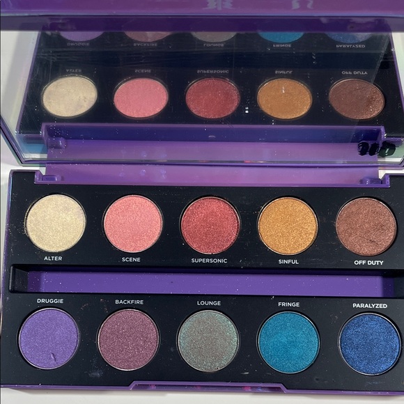 Urban Decay Afterdark Palette - Picture 2 of 2